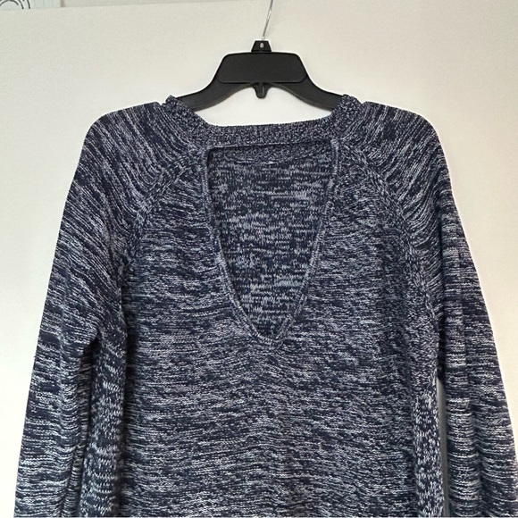 Wet Seal Low V Back Sweater - Picture 10 of 11